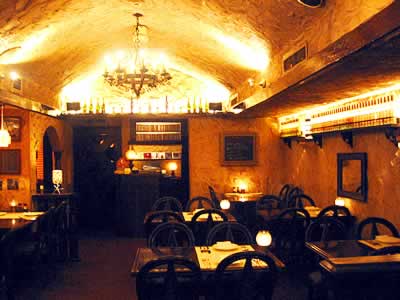 平野レミさんと行く「有名人の家族が営む美味しい店」